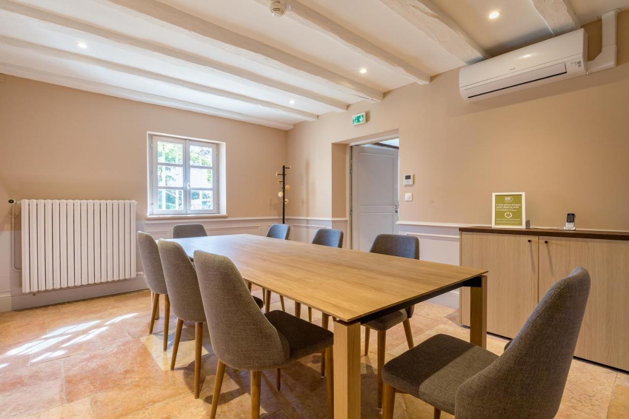 ホテル Ibis Styles Dijon Sud Domaine De Beauregard 21600 ロンヴィック エクステリア 写真