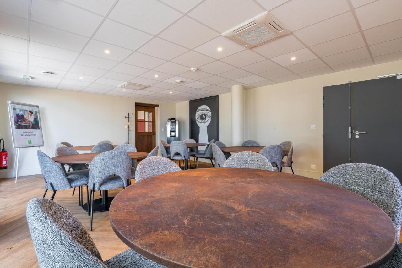 ホテル Ibis Styles Dijon Sud Domaine De Beauregard 21600 ロンヴィック エクステリア 写真