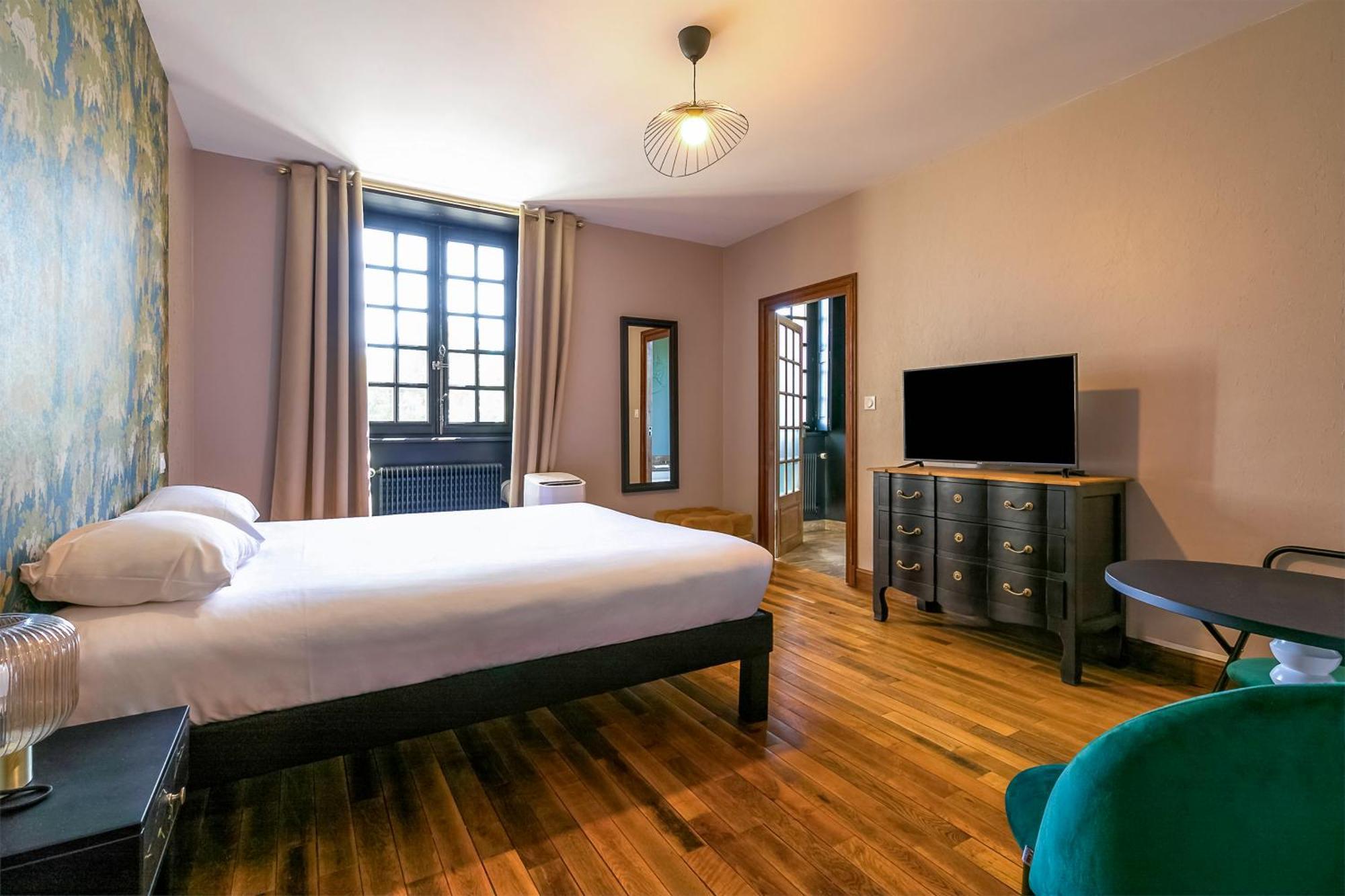ホテル Ibis Styles Dijon Sud Domaine De Beauregard 21600 ロンヴィック エクステリア 写真