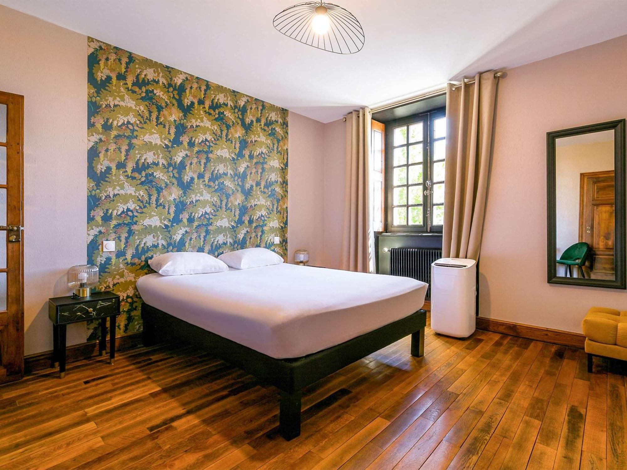 ホテル Ibis Styles Dijon Sud Domaine De Beauregard 21600 ロンヴィック エクステリア 写真